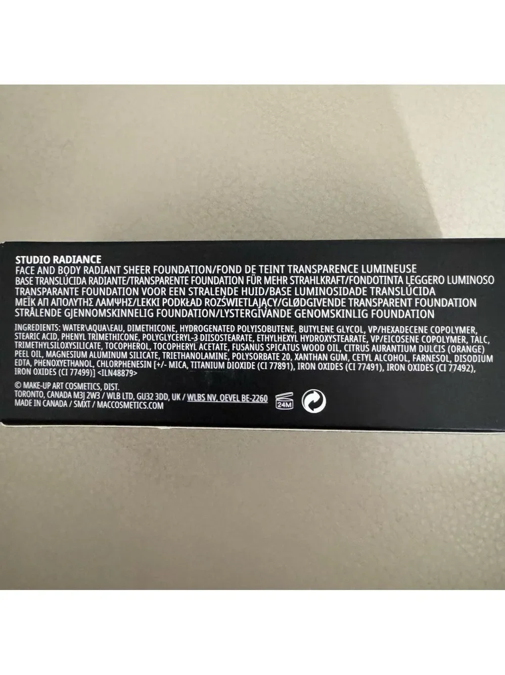 MAC STUDIO RADIANCE FACE AND BODY RADIANT SHEER
FOUNDATION W8 - Picture 3 of 6